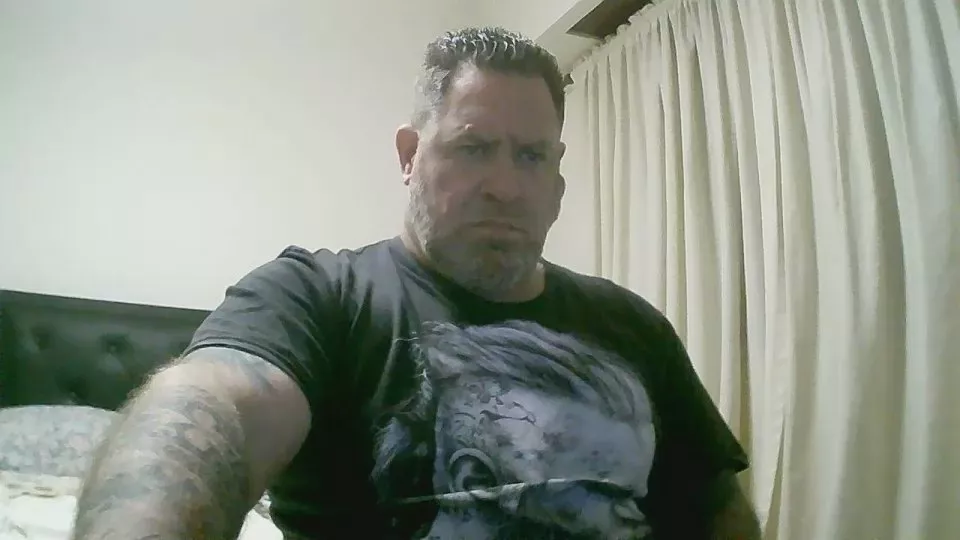 Offline dmcos on Cam4