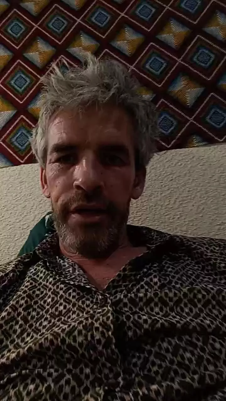 Offline DoubleTension on Cam4