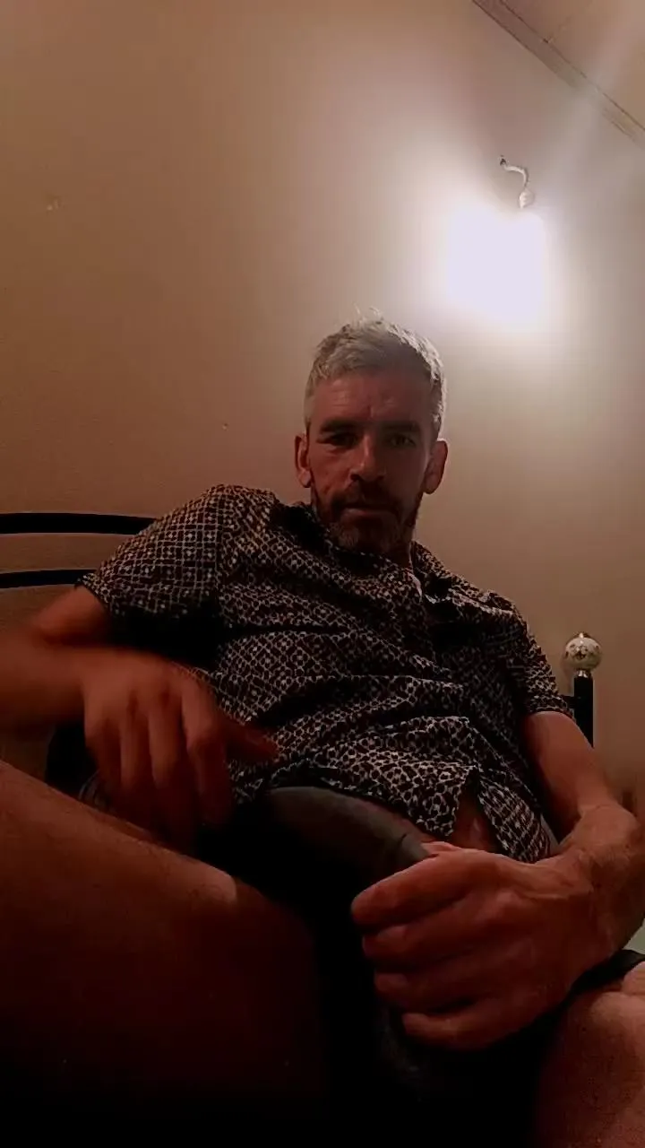 Offline DoubleTension on Cam4