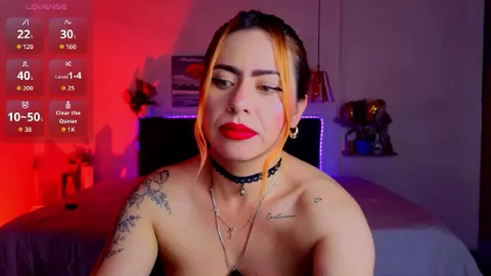 Freechat Dulcecharlottee on Cam4