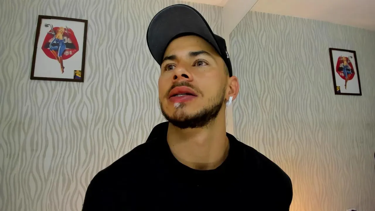 Offline dylan_jacobx on Cam4