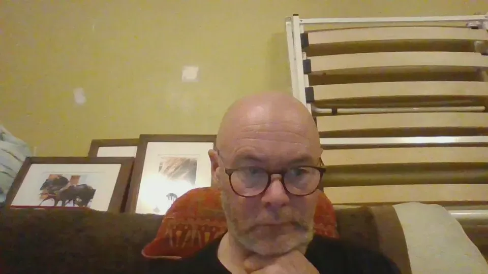 Offline f7610 on Cam4