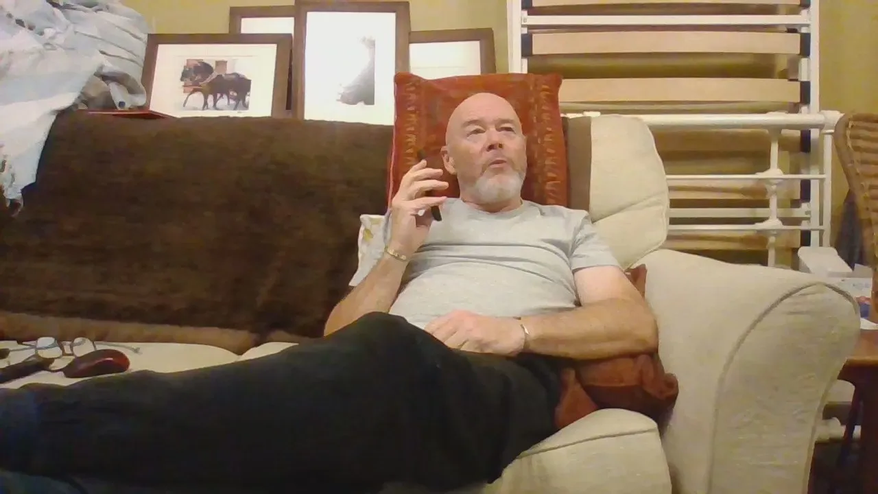 Offline f7610 on Cam4