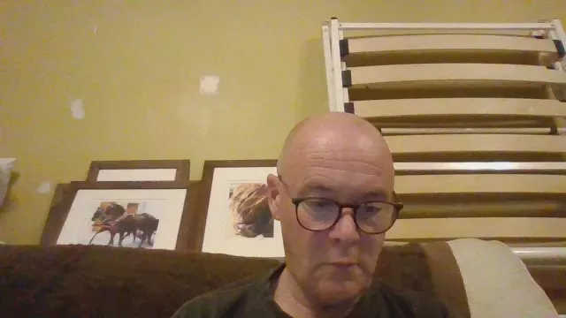 Offline f7610 on Cam4