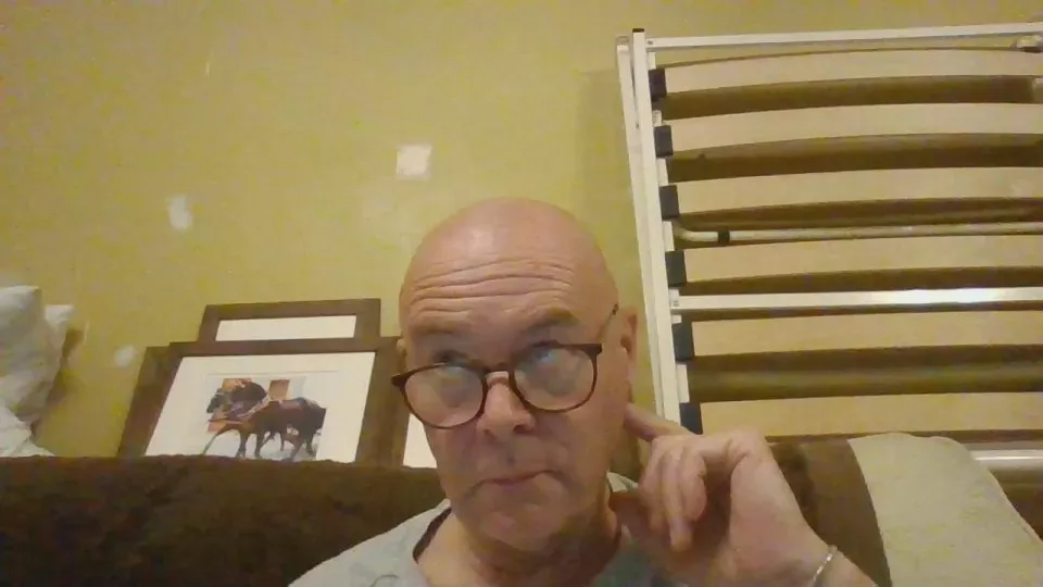 Offline f7610 on Cam4