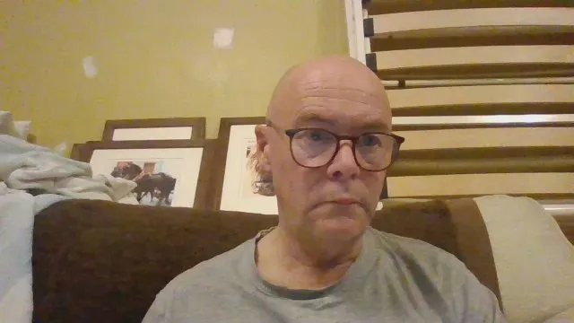 Offline f7610 on Cam4