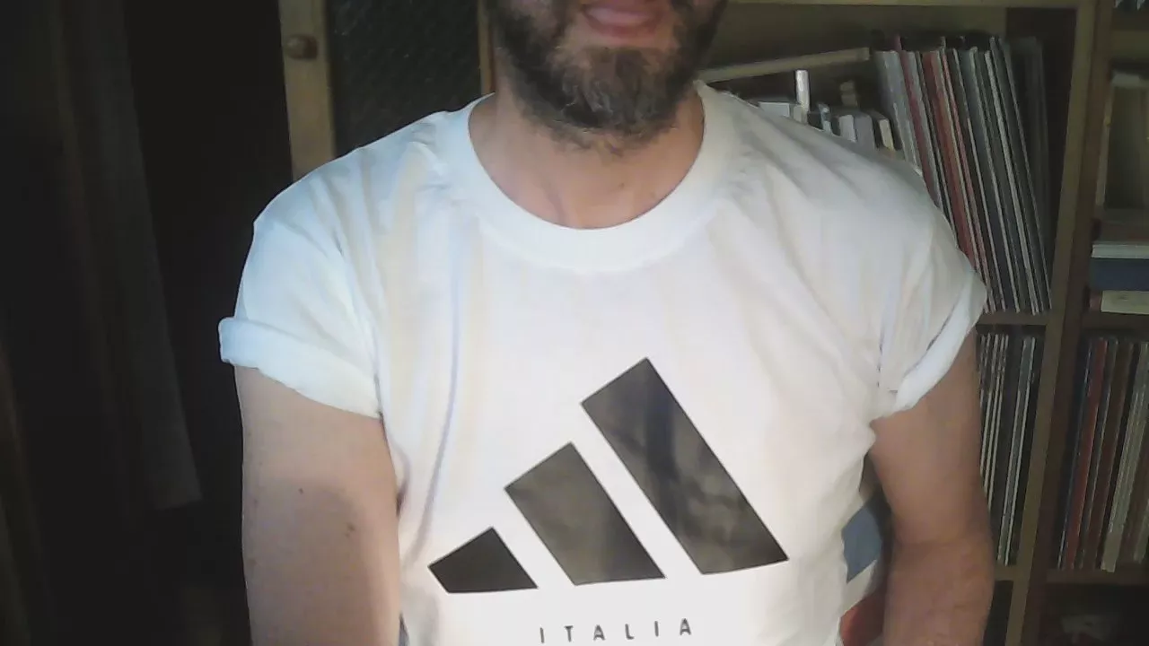 Offline furfante___ on Cam4