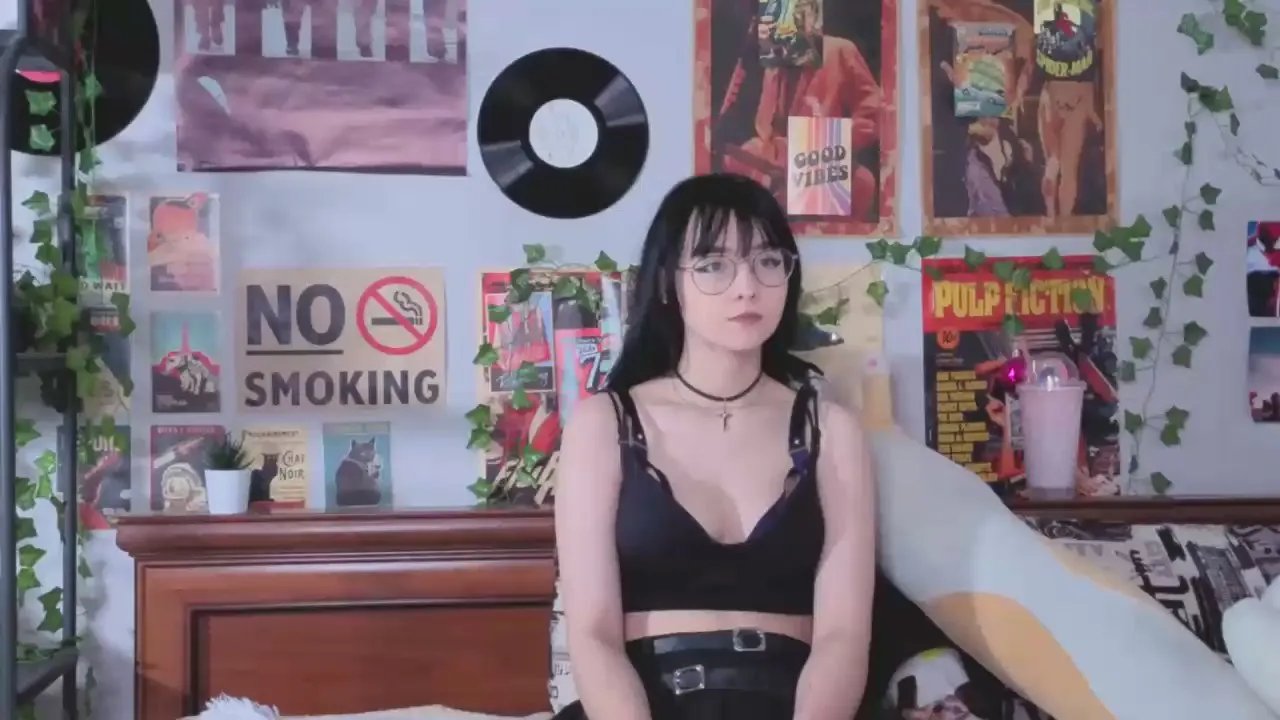 Offline GaynaAmber on Cam4