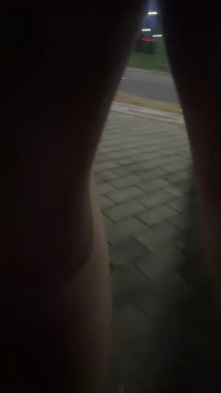 Offline gggg87872 on Cam4