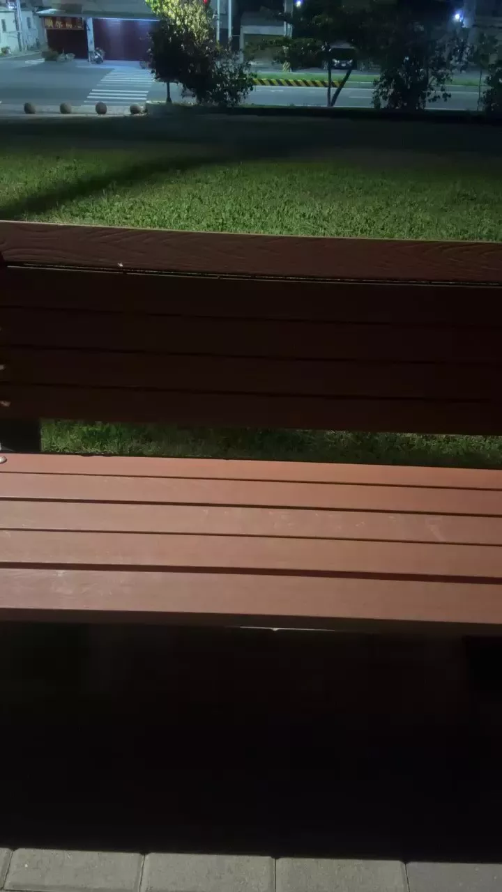 Offline gggg87872 on Cam4