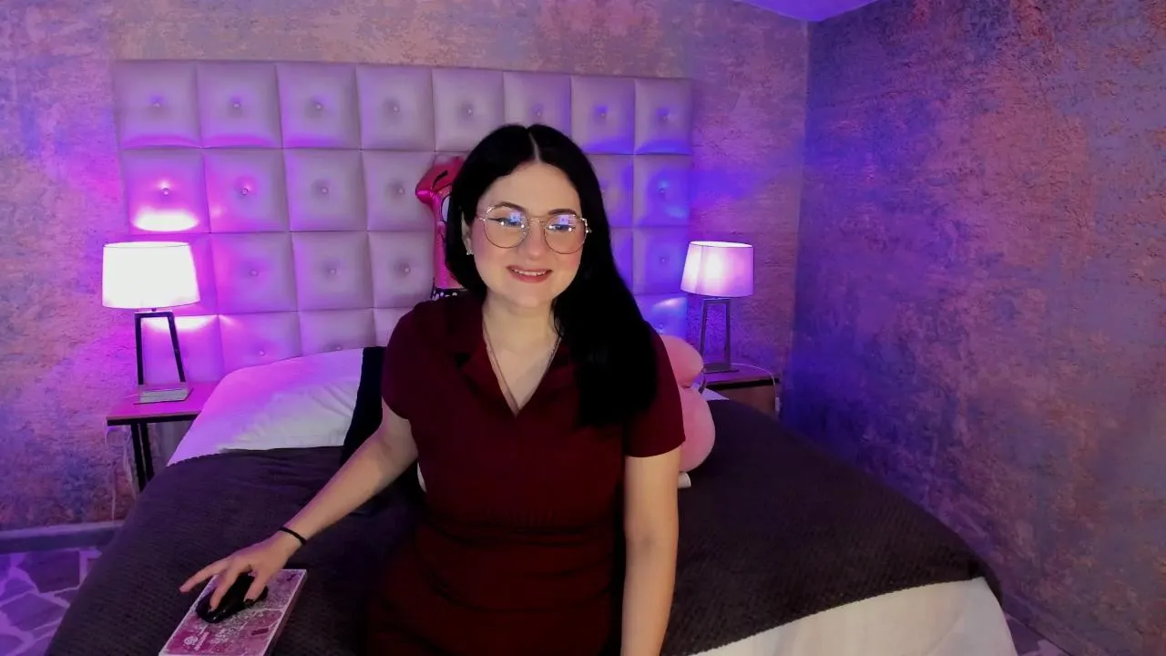 Freechat HariMoon on Cam4