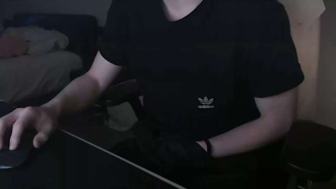 Offline hohohahaha on Cam4