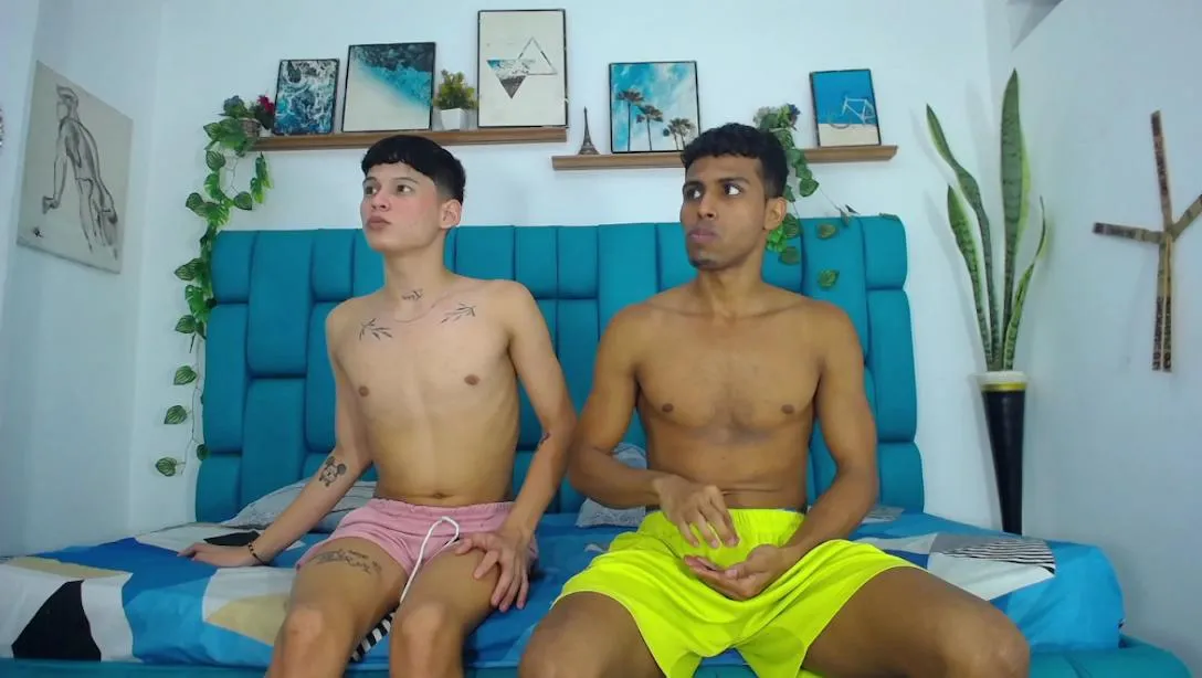 Hot_Boys_Latino — Freechat on Cam4