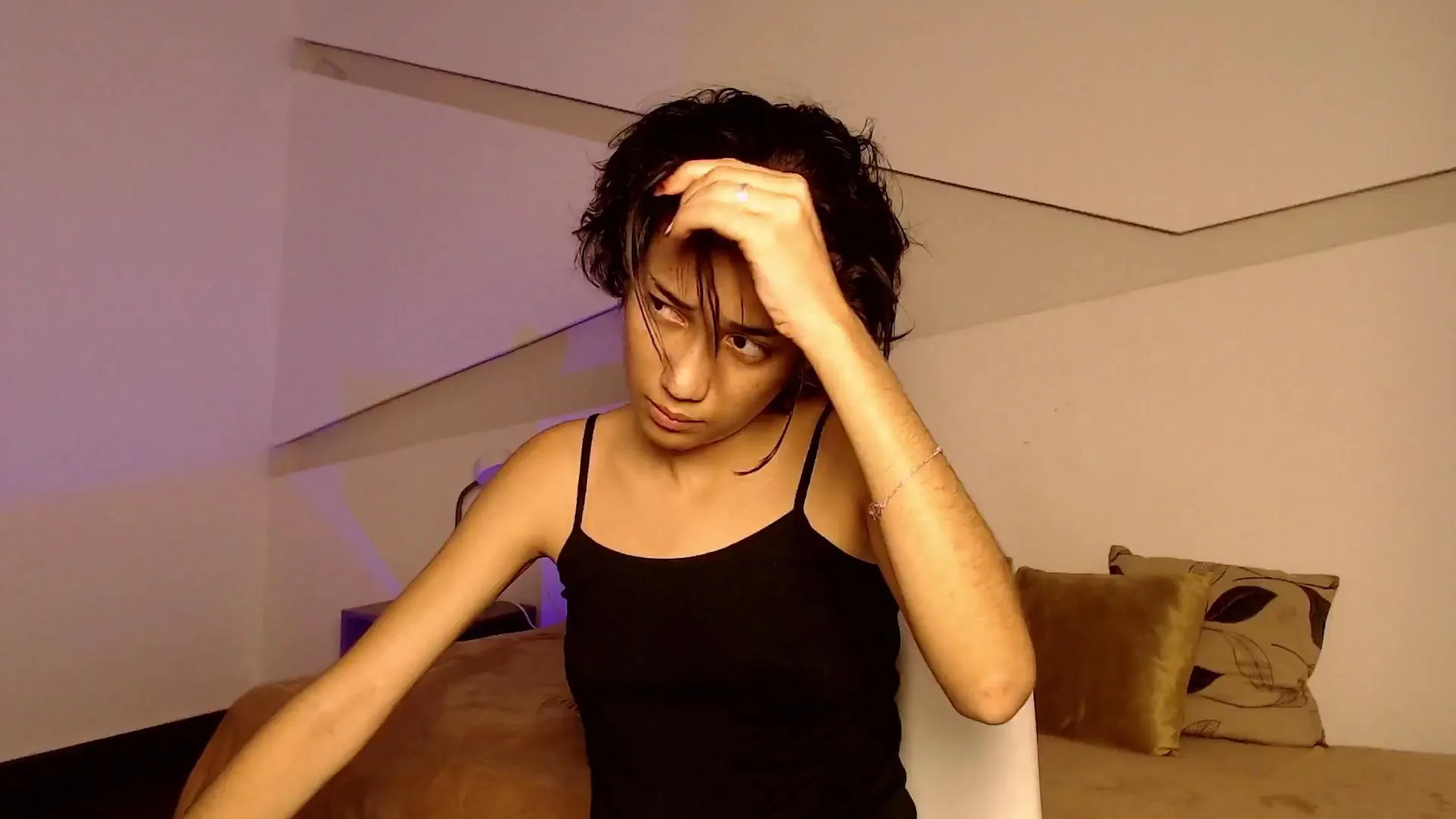 Freechat Hotlittlekitty1 on Cam4