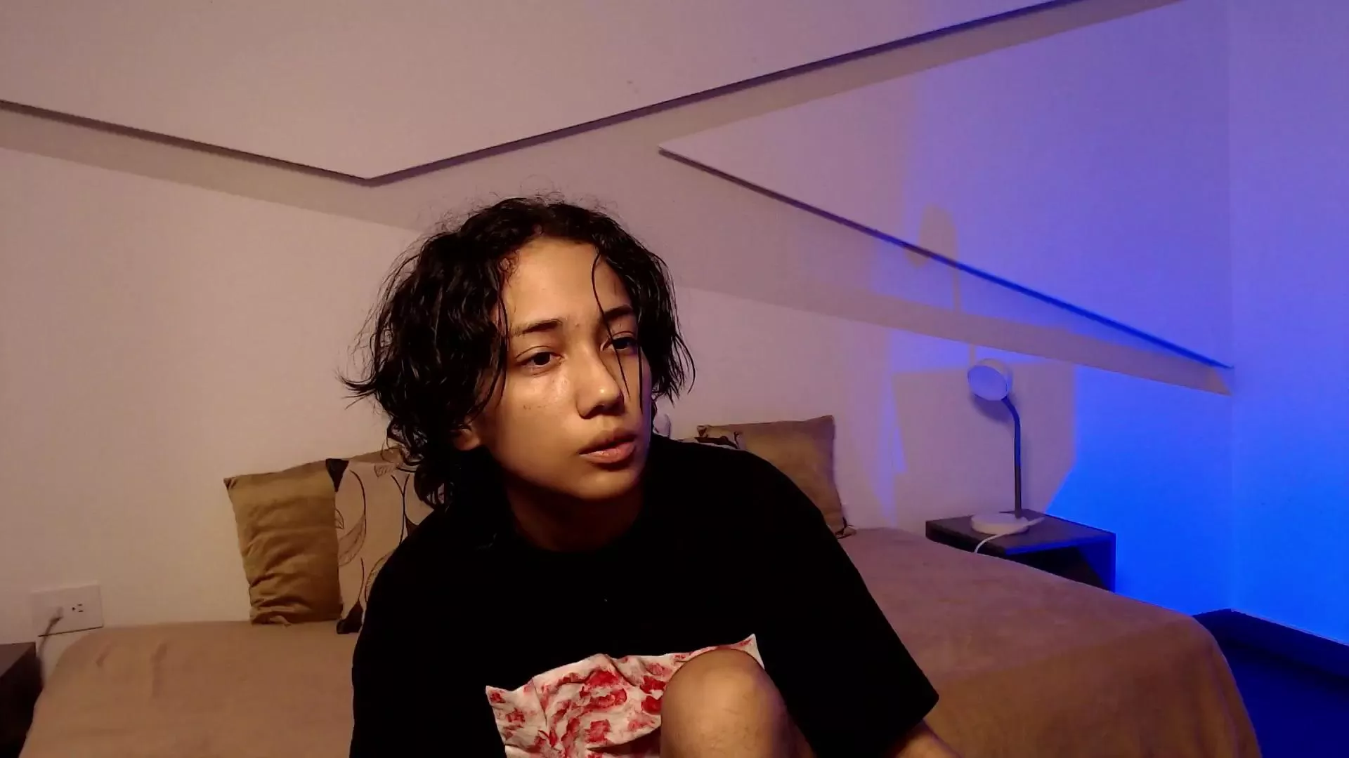 Freechat Hotlittlekitty1 on Cam4