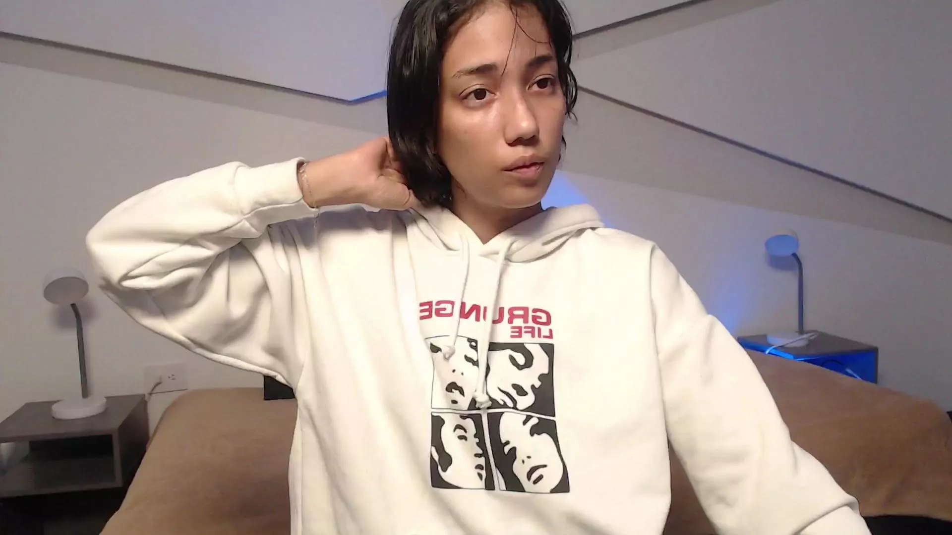 Freechat Hotlittlekitty1 on Cam4