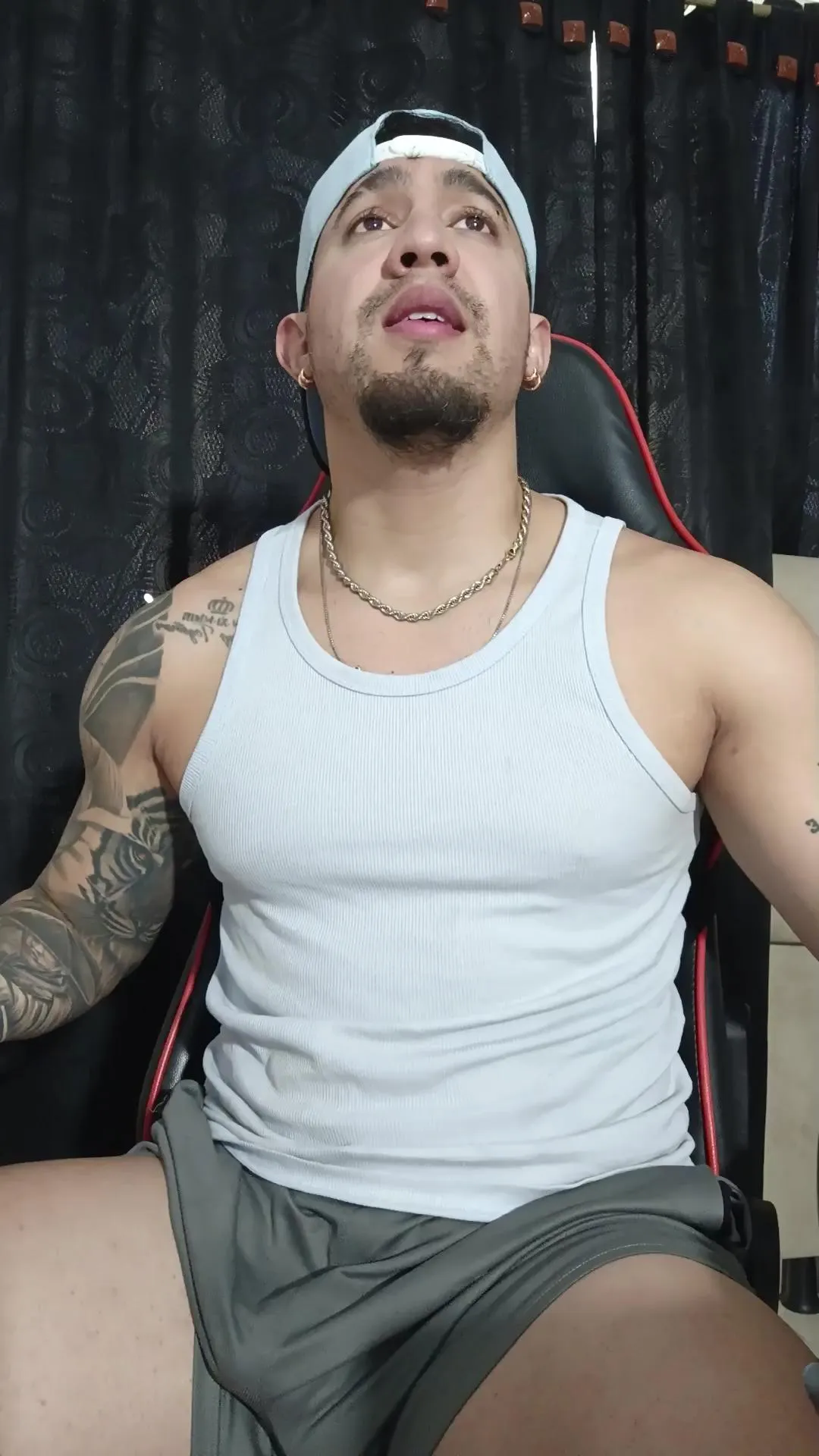 Offline Im_massimo777 on Cam4