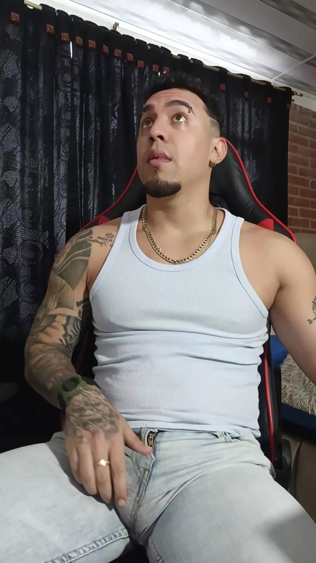 Offline Im_massimo777 on Cam4