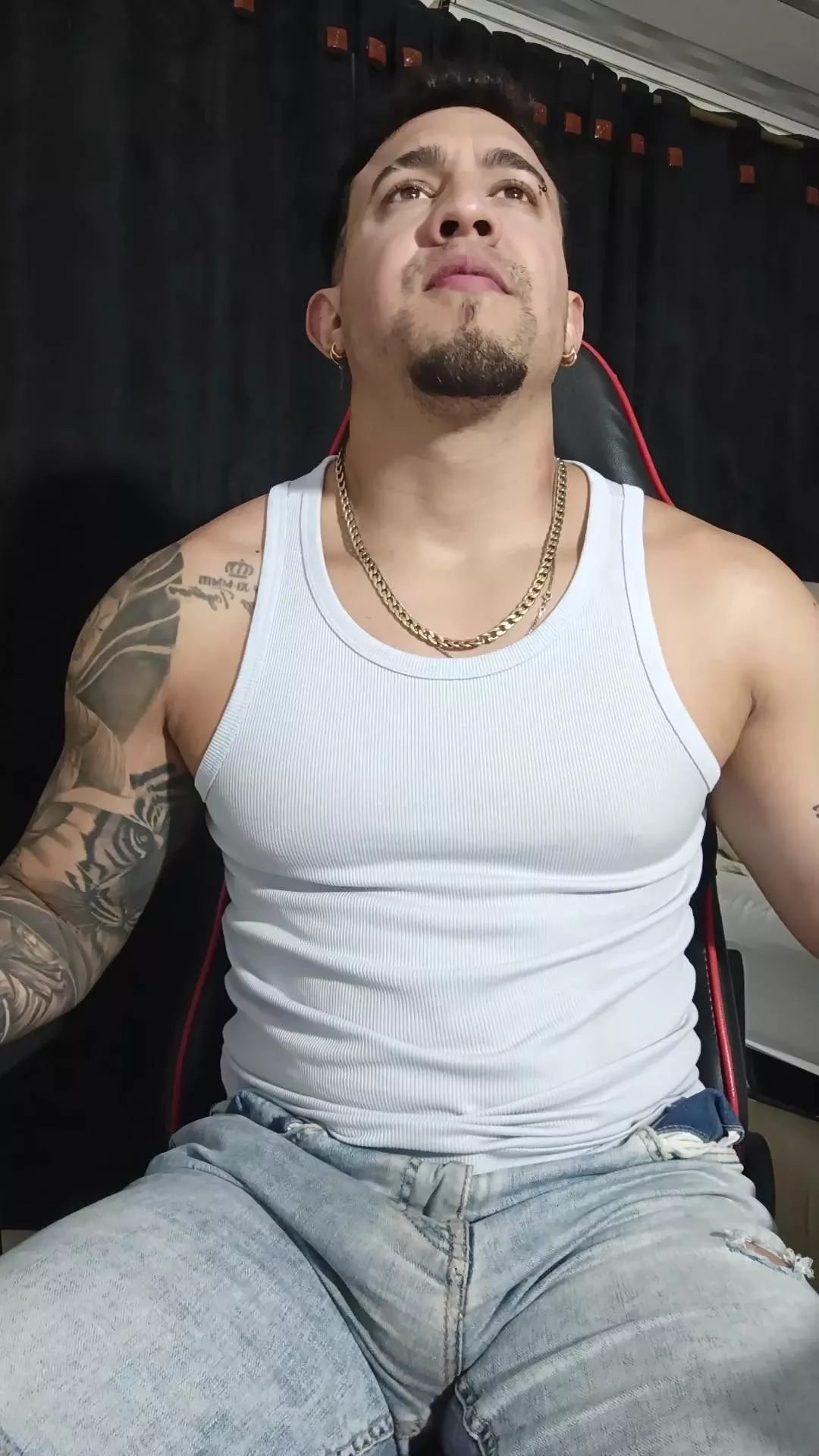 Offline Im_massimo777 on Cam4