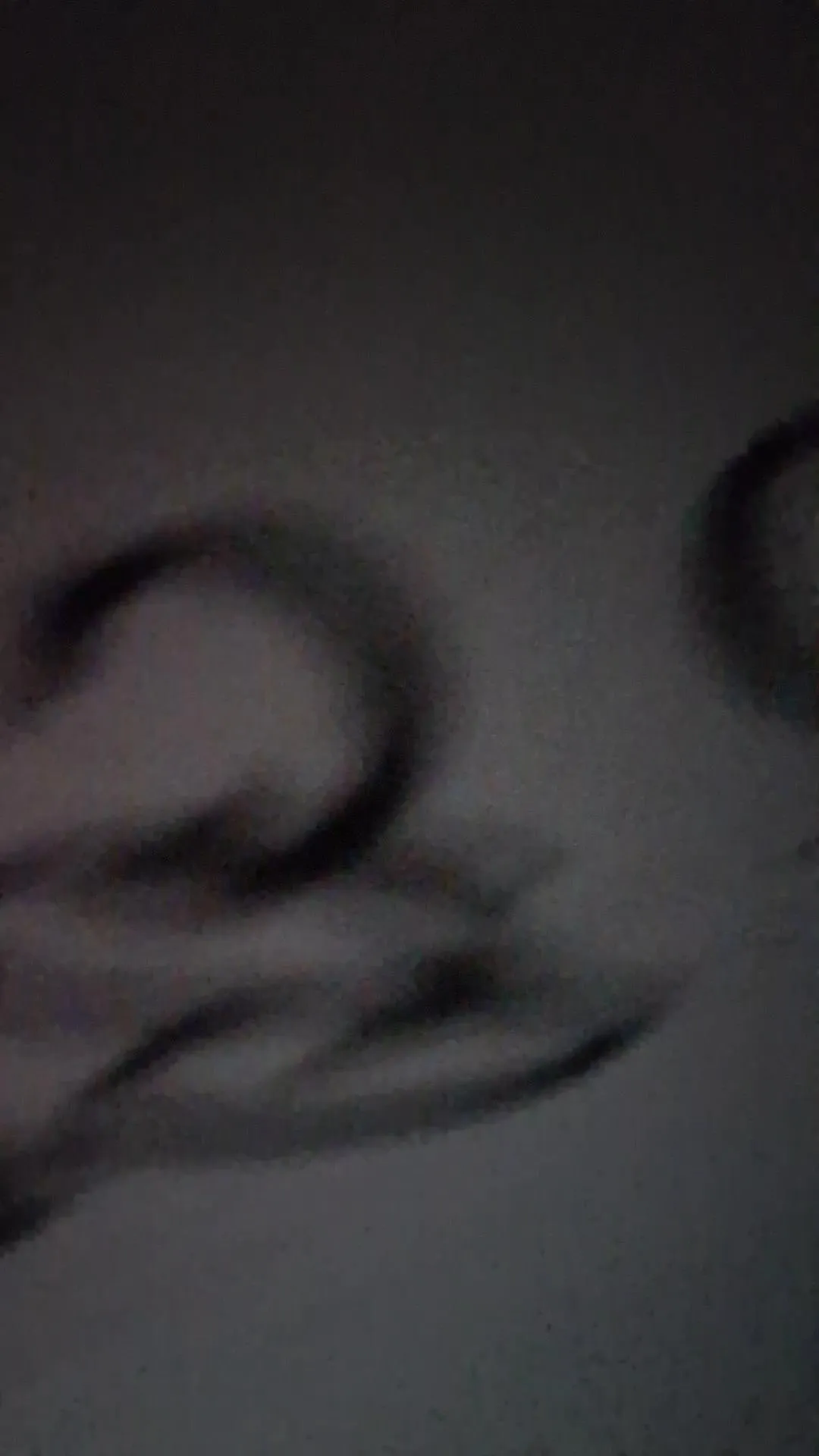 Offline isabella323 on Cam4