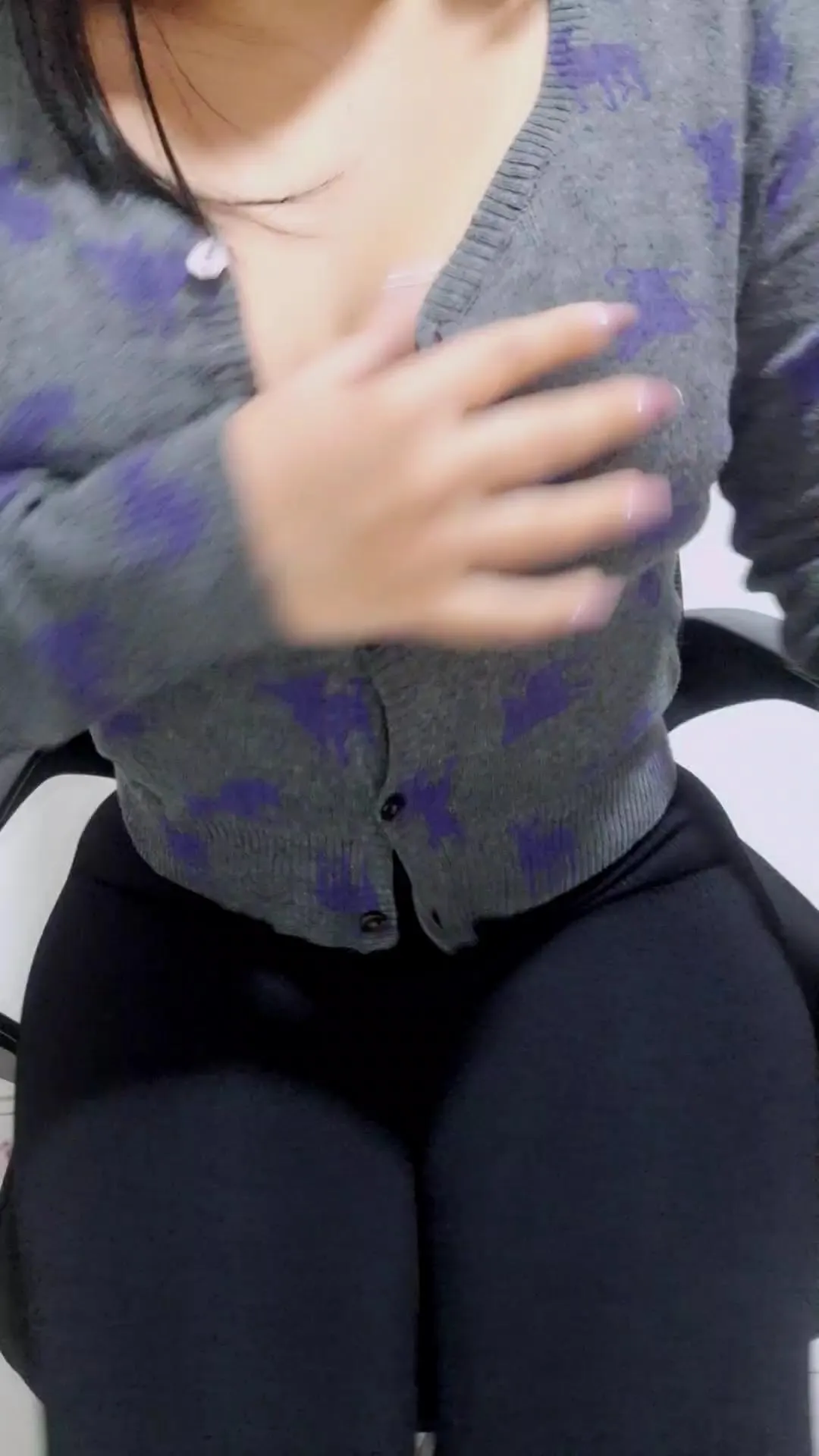 Offline isabella323 on Cam4