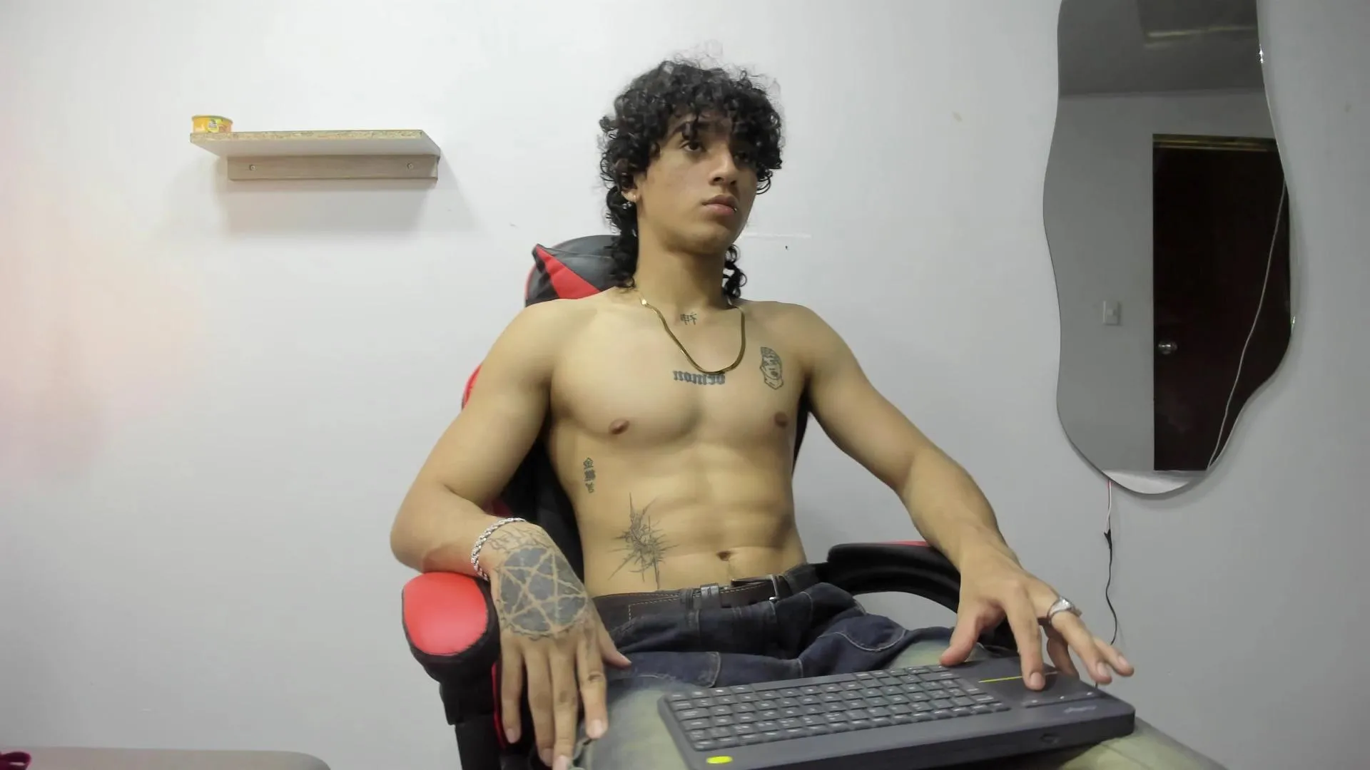 Freechat JackTylor on Cam4