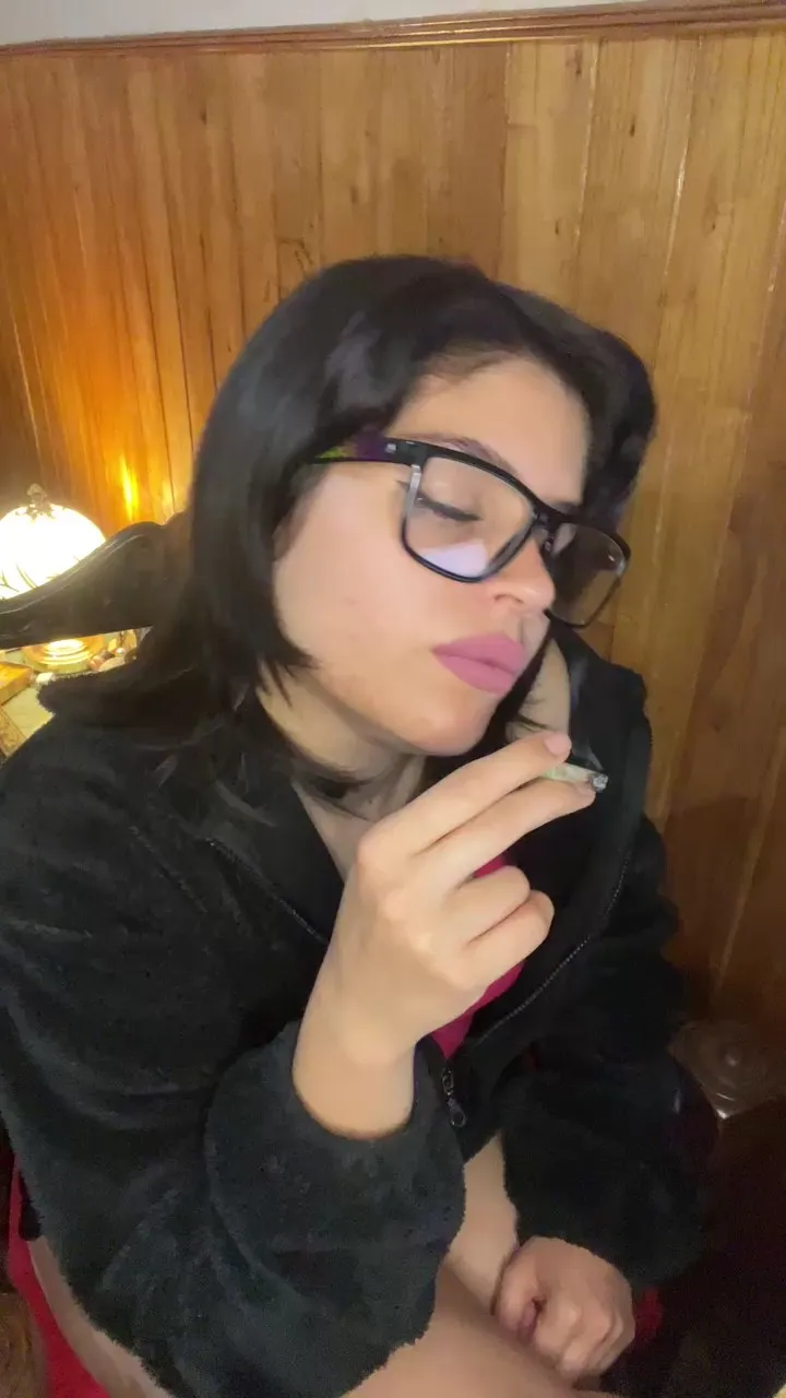 Offline Jan3Bloss0m on Cam4