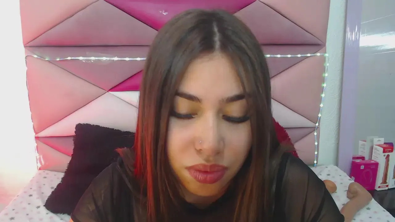 Freechat jazminslut on Cam4