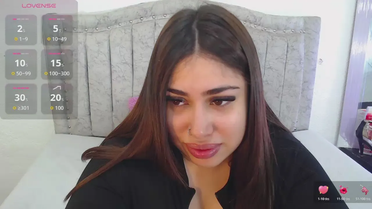 Freechat jazminslut on Cam4