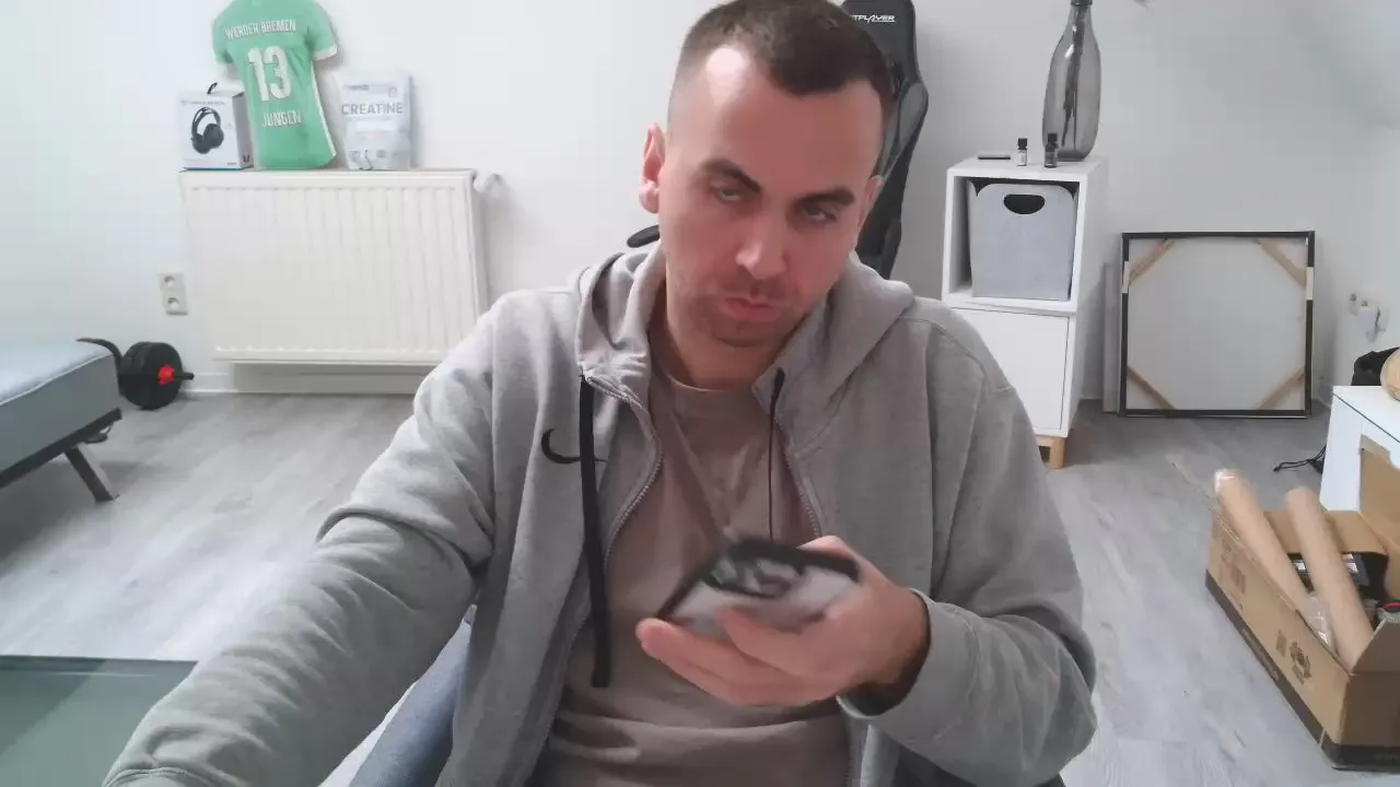 Offline Jeansjunge96 on Cam4