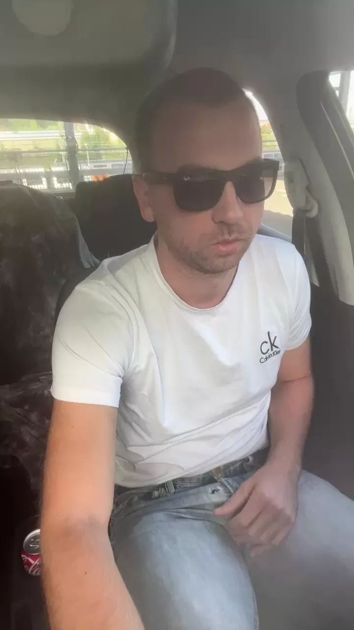 Offline Jeansjunge96 on Cam4