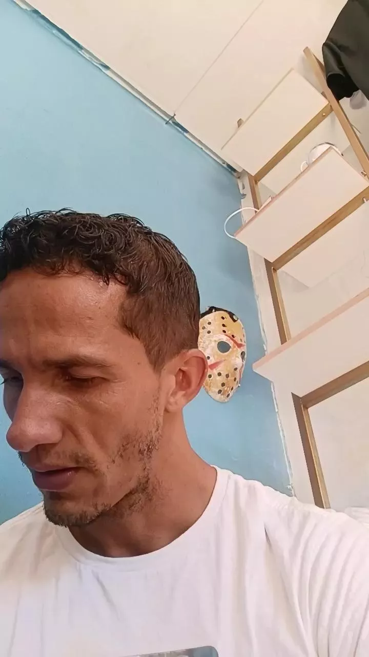 Offline job401 on Cam4