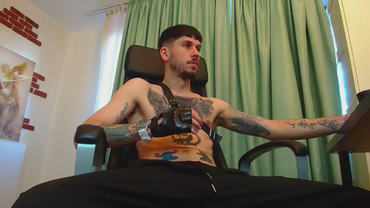 Freechat JonahShaw on Cam4