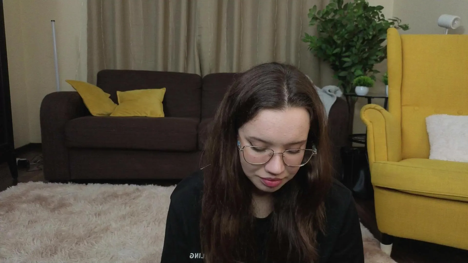 Cam4 JovitaCourneya is Freechat JovitaCourneya — #bigass #schoolgirl #cute #spanking #feet #striptease #femdom