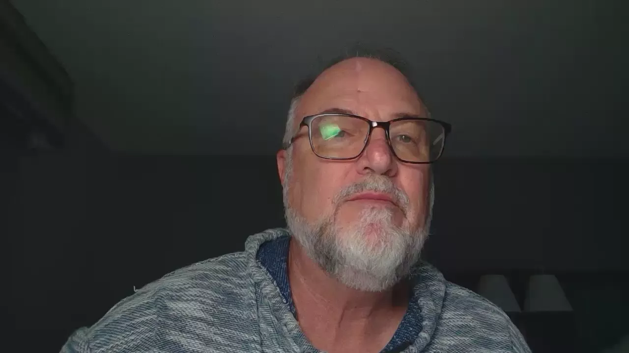 Offline jringa3 on Cam4