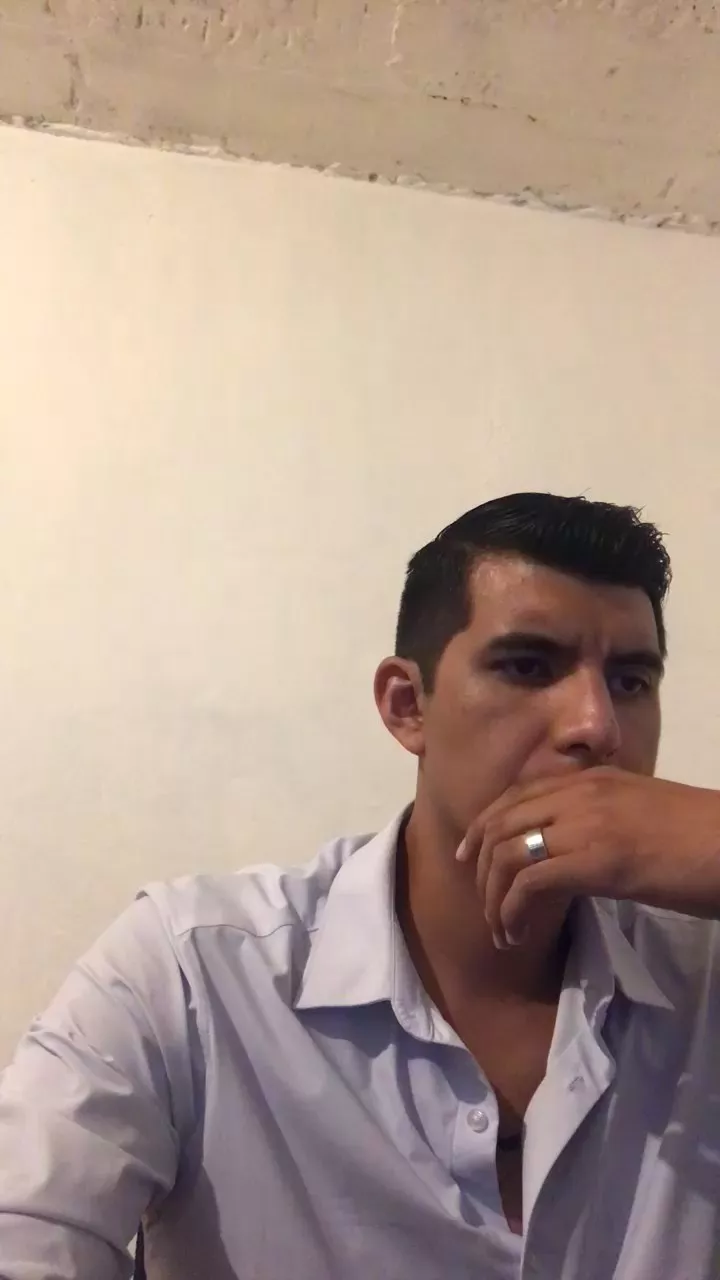 Freechat juicysmalls on Cam4