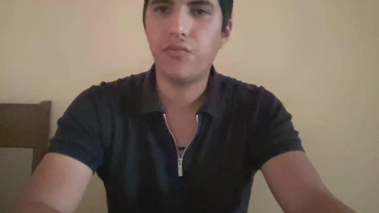 Freechat juicysmalls on Cam4