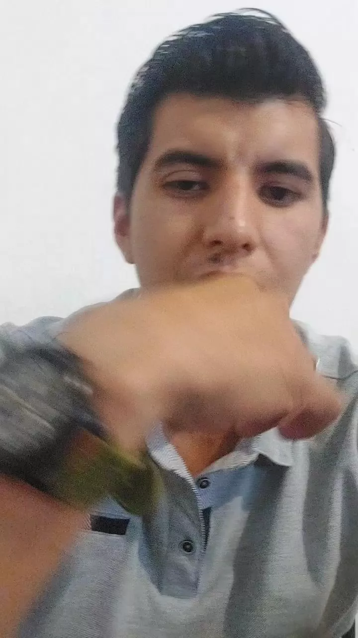 Freechat juicysmalls on Cam4