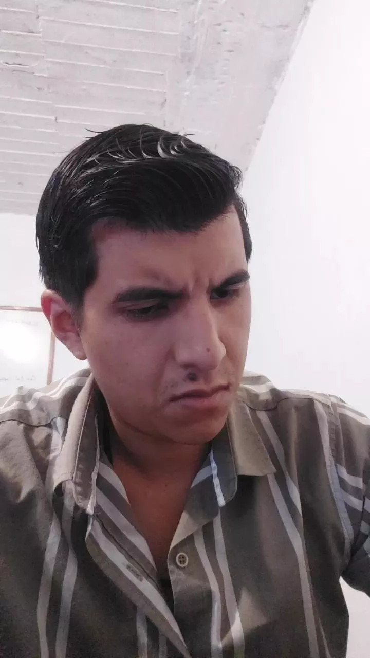 Freechat juicysmalls on Cam4