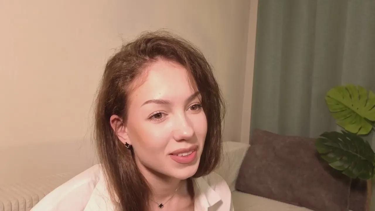 Freechat KasieYounkin on Cam4