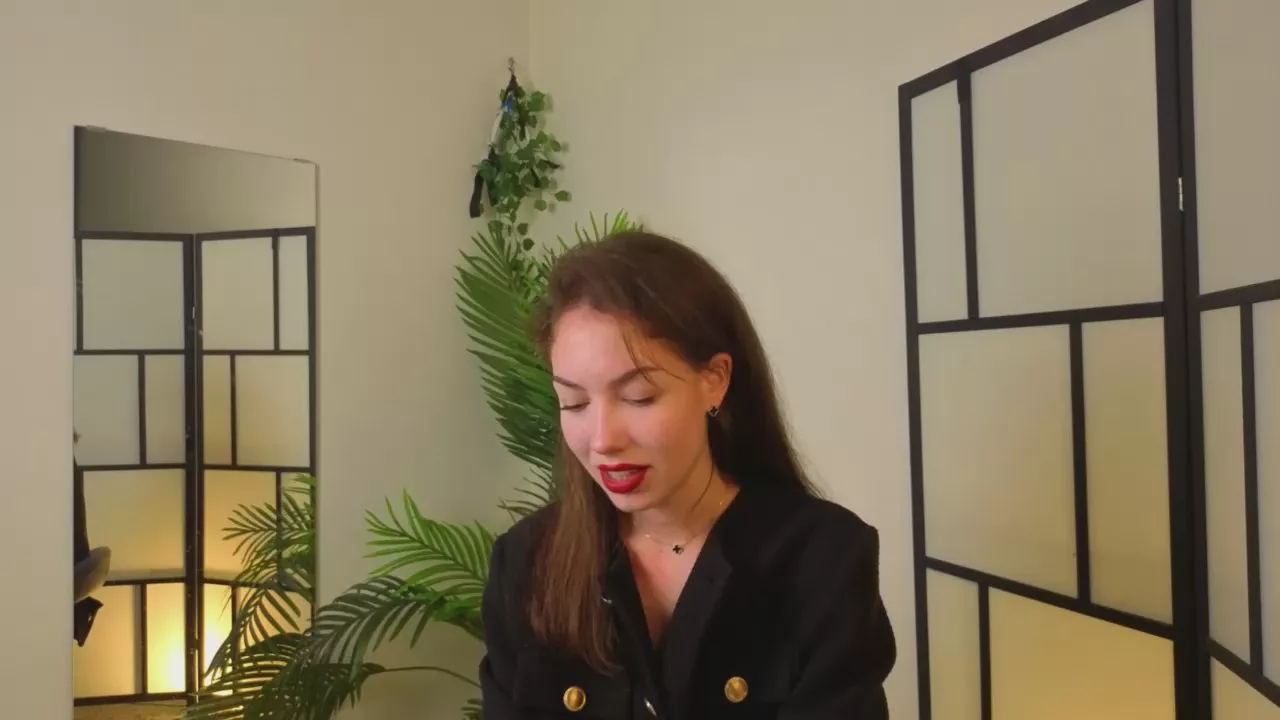 Freechat KasieYounkin on Cam4