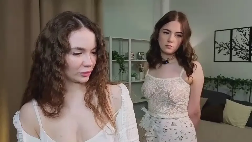 KathyRohleder —  #C2C #spanking #ass #amateur #striptease #cute #lesbian