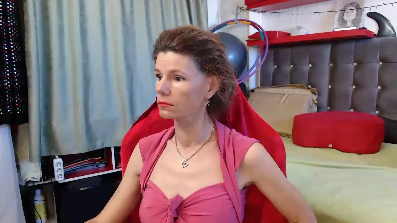 Freechat kellynumber8 on Cam4