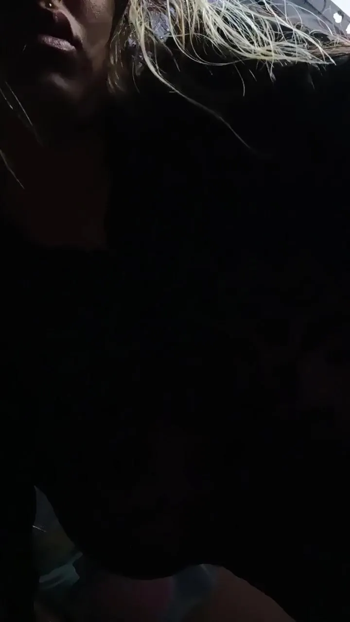 Offline Kitty_goddess on Cam4