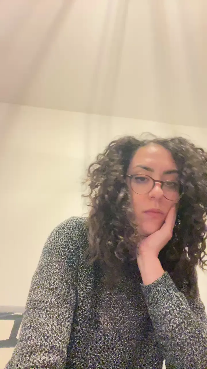 Offline LadyAzar on Cam4