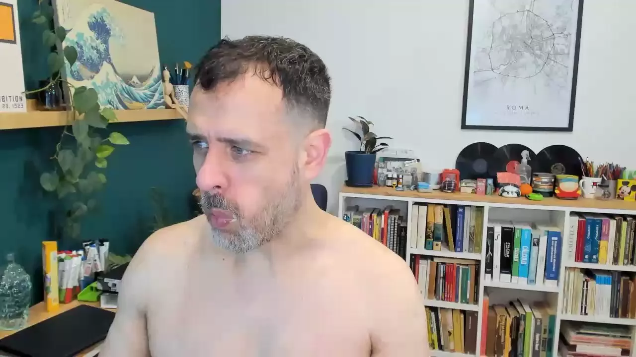 Offline Lestat558 on Cam4