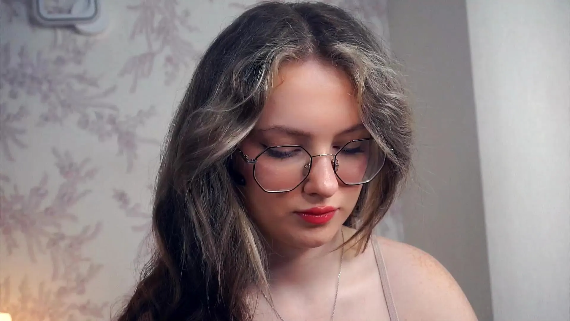 Offline LynnaByrd on Cam4