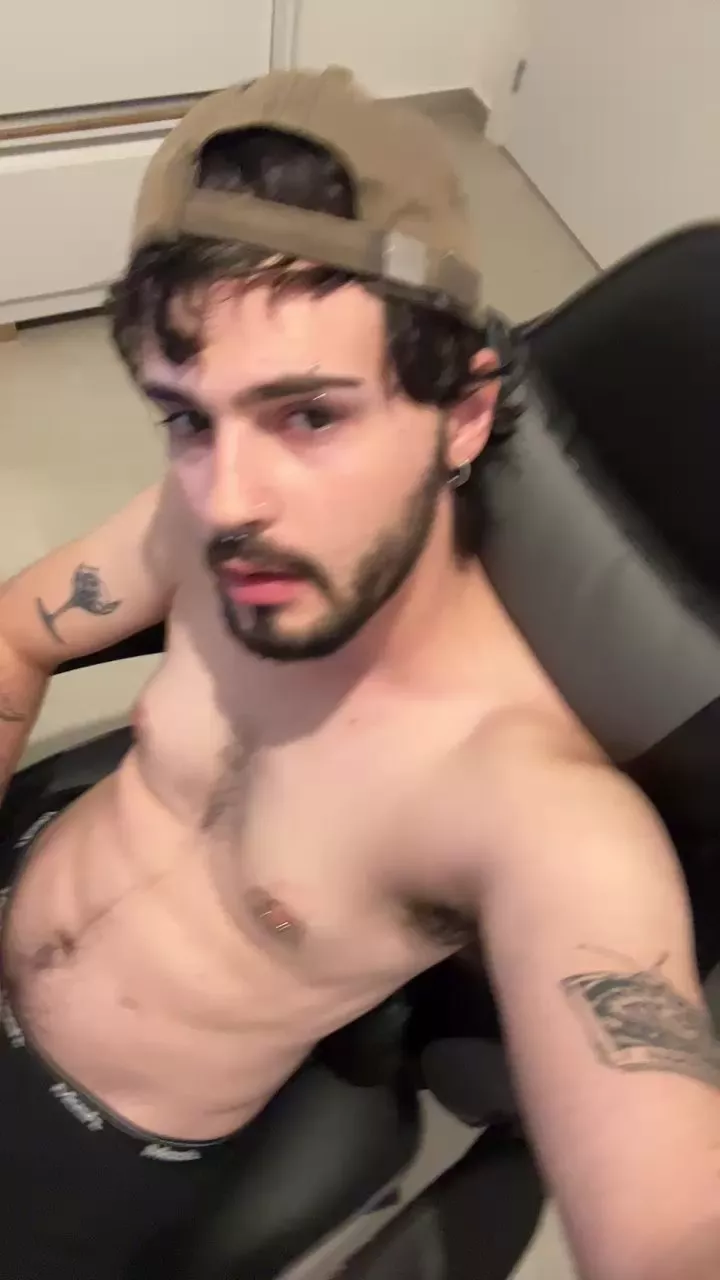 Offline masseudy on Cam4