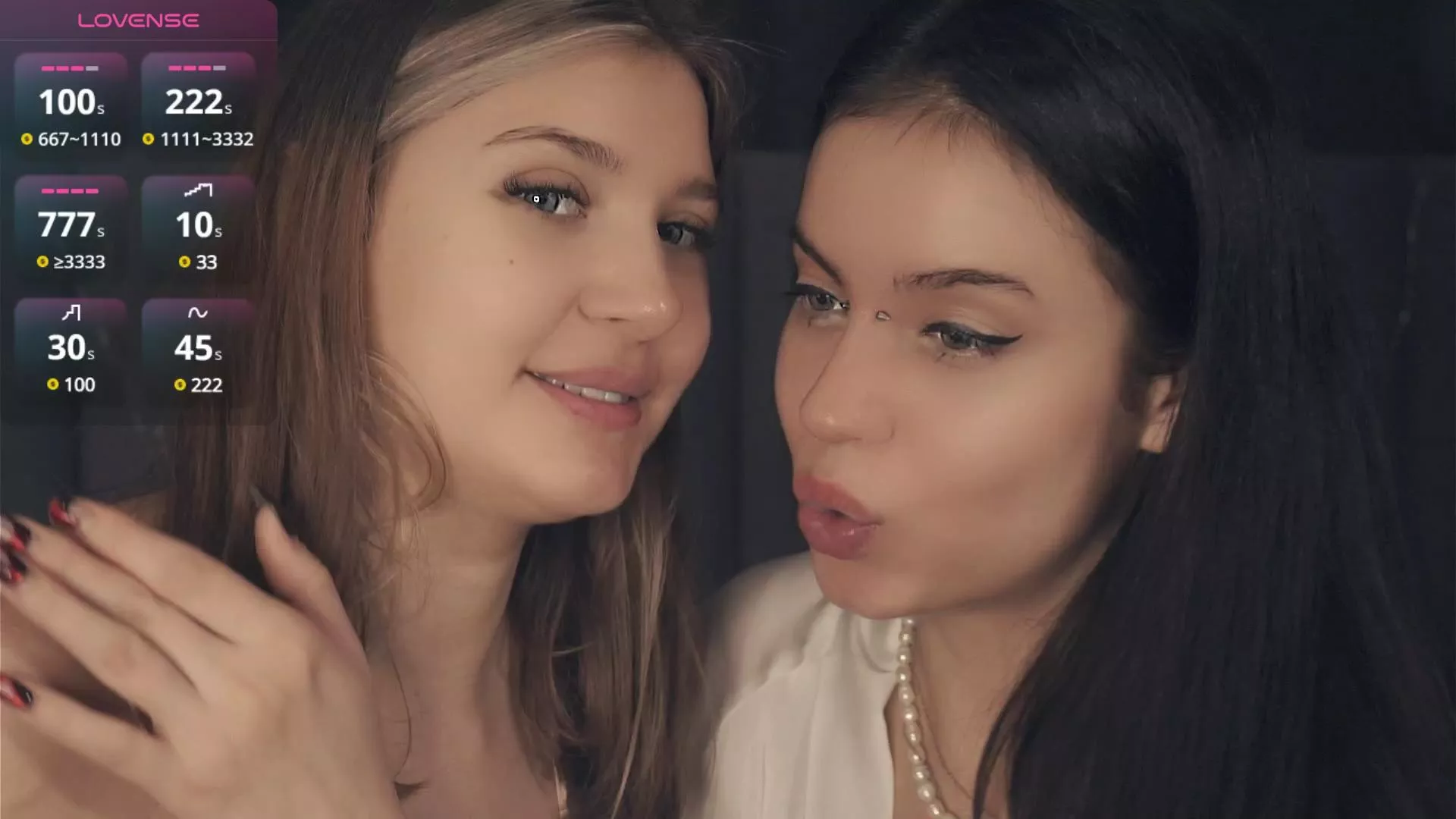 Offline MaxineDeman on Cam4