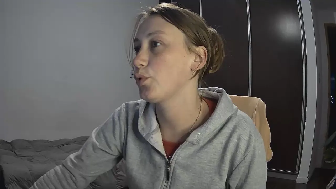 Cam4 mediadescocida is Freechat mediadescocida — #armpits #spanking #feet #foots #C2C #hairy